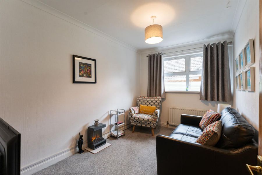 7 Laragh Park