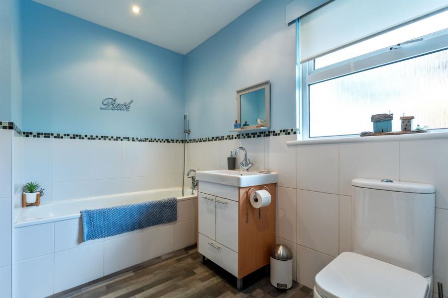 7 Laragh Park
