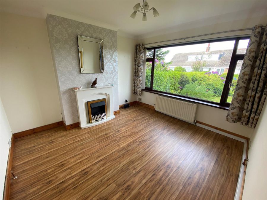 16 Rathmore Park