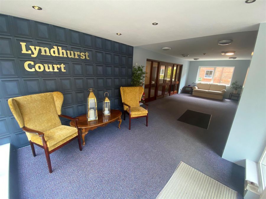 4 Lyndhurst Court