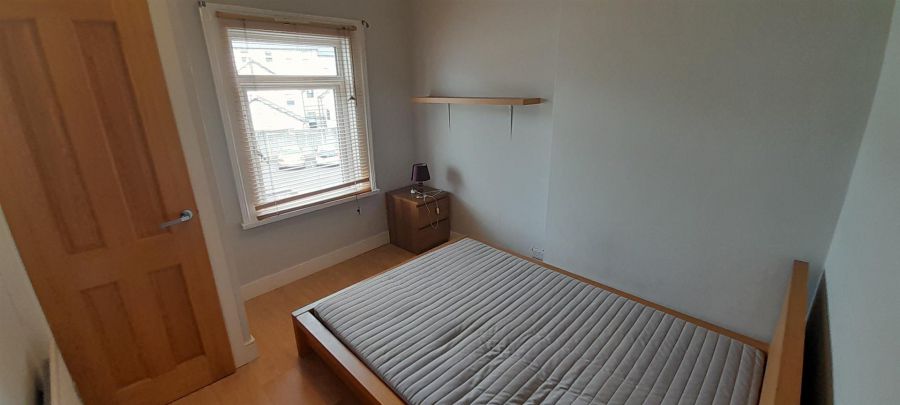 18 Railwayview Street
