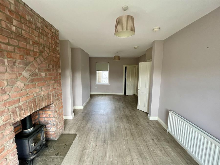 13 Oakwood Avenue