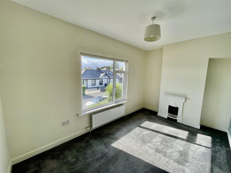 13 Oakwood Avenue