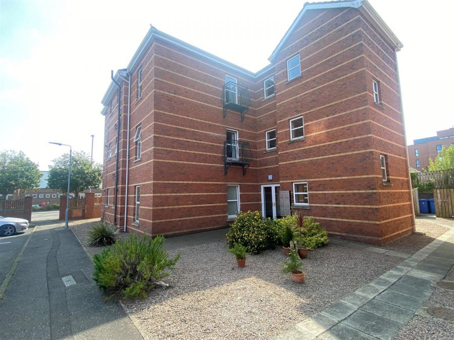 4 Marquis Manor