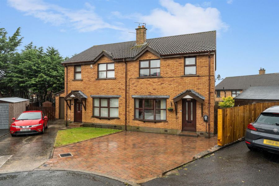 16 Glen Annesley Park