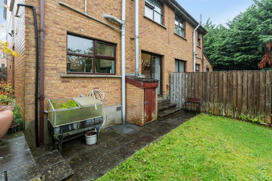 16 Glen Annesley Park