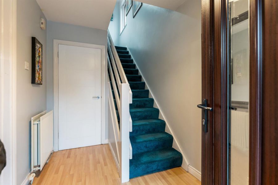 16 Glen Annesley Park