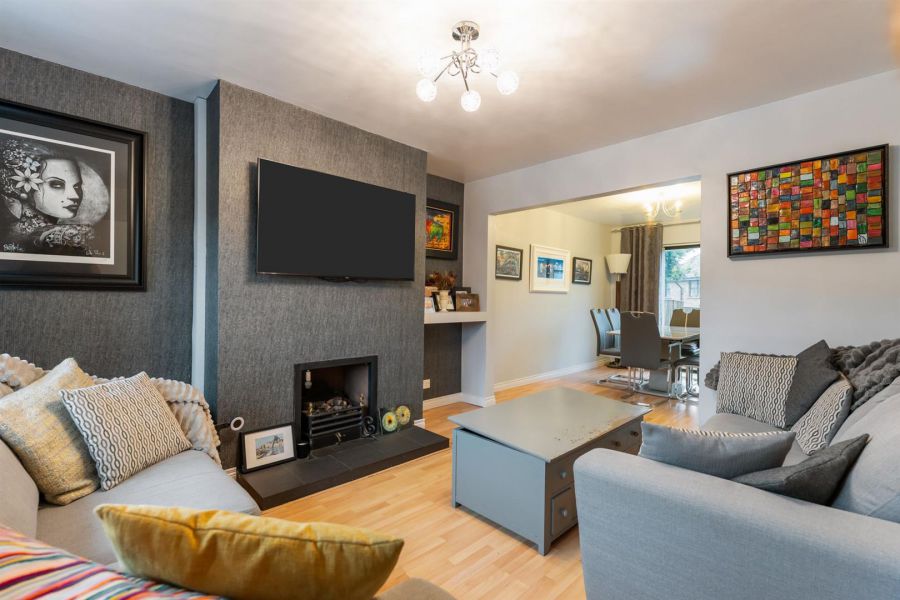 16 Glen Annesley Park