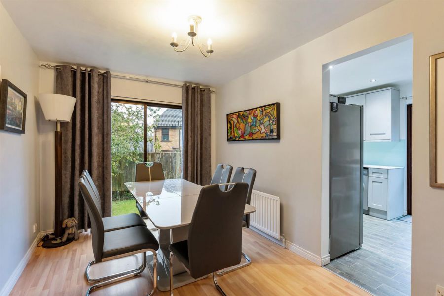 16 Glen Annesley Park