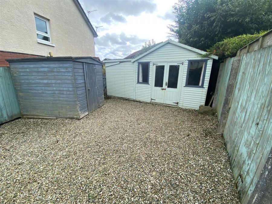 15 Rathgill Crescent