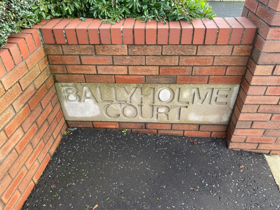 12 Ballyholme Court