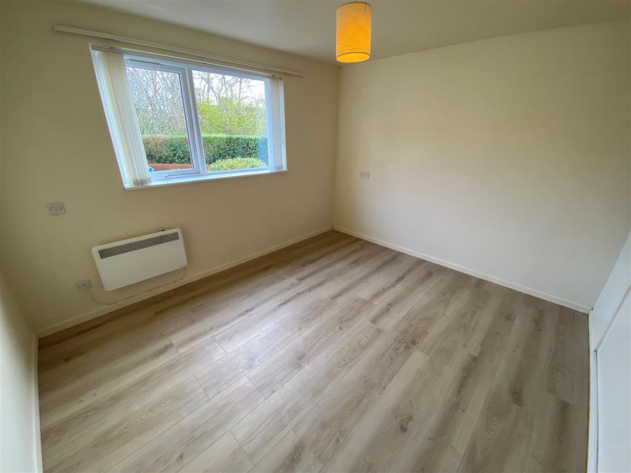 12 Ballyholme Court