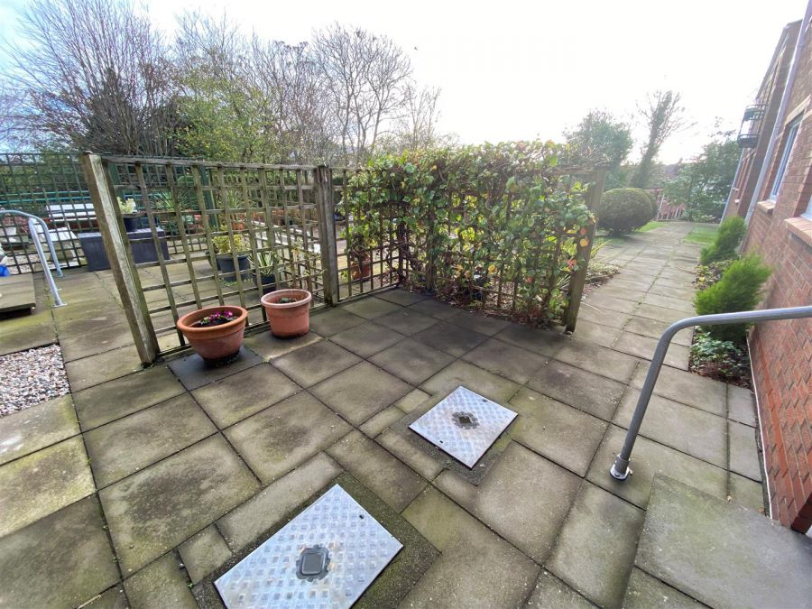 12 Ballyholme Court