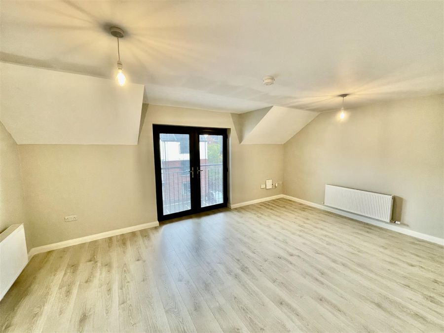 Apt, 42 5 Faulkner Road