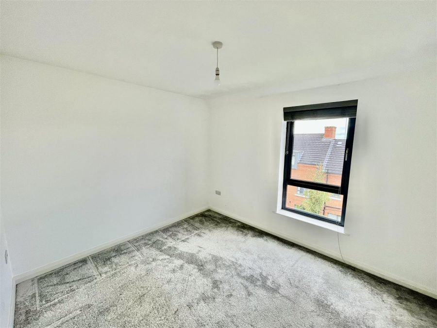 Apt, 42 5 Faulkner Road