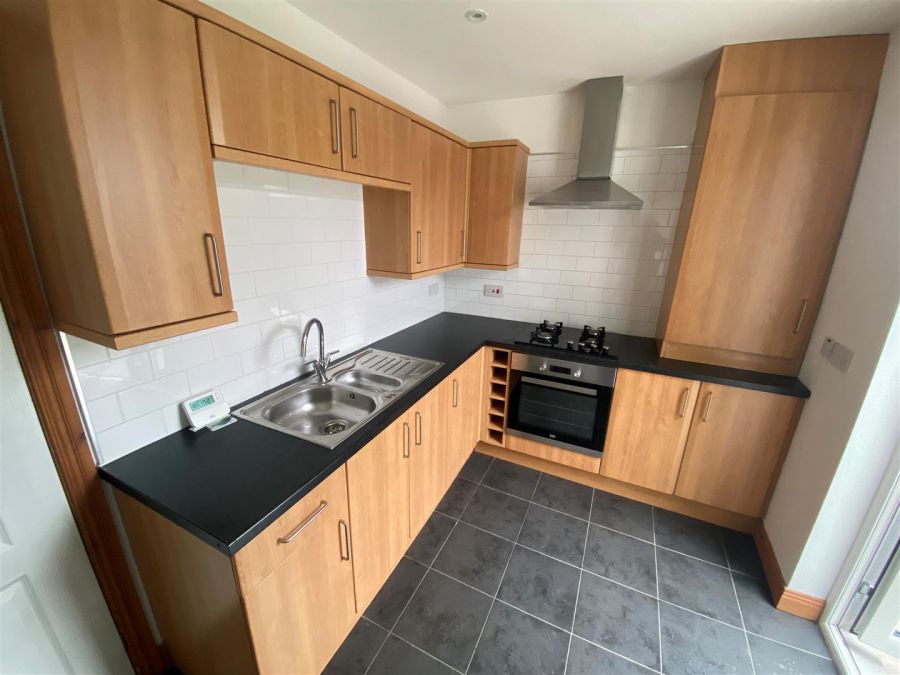 99 Clandeboye Road