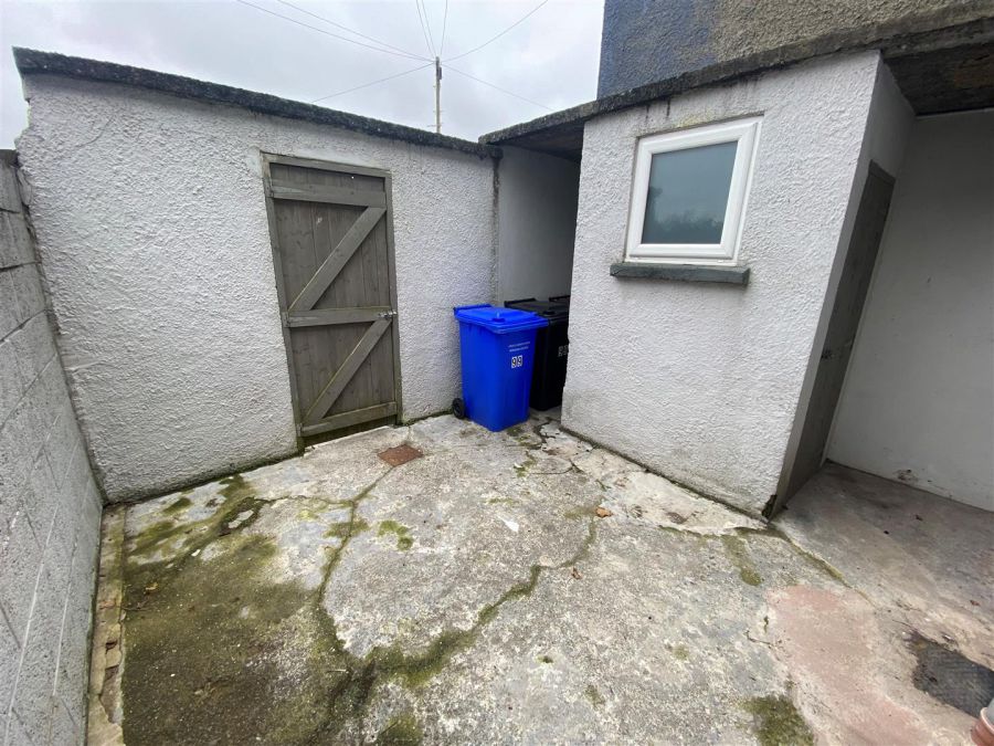 99 Clandeboye Road