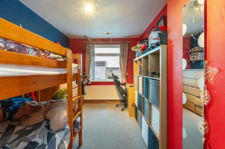 10 Carrowdore Gardens