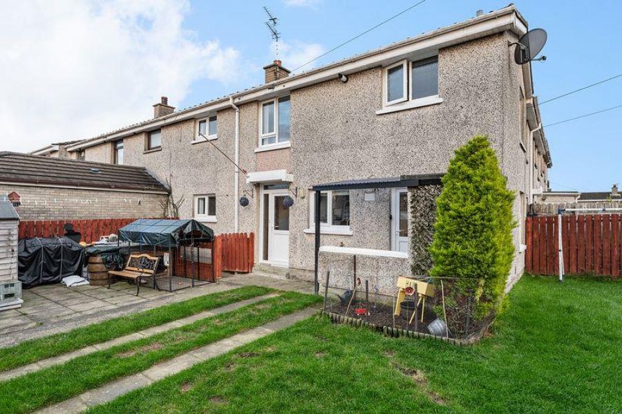 10 Carrowdore Gardens