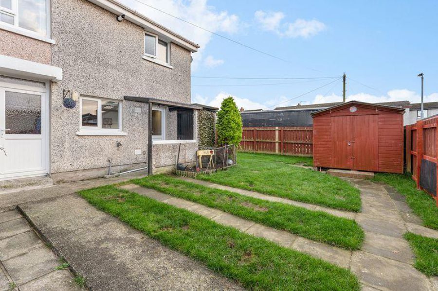 10 Carrowdore Gardens