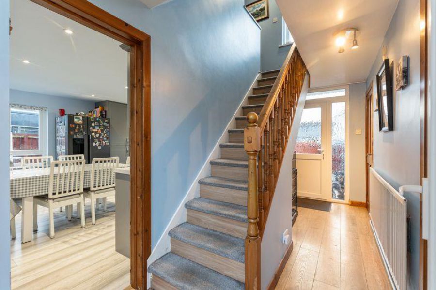 10 Carrowdore Gardens