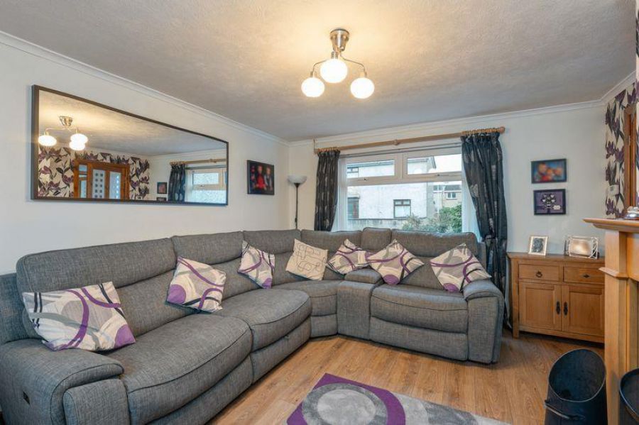 10 Carrowdore Gardens