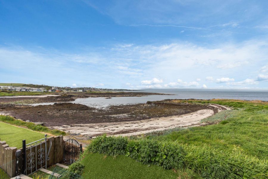 35 Seahaven Crescent