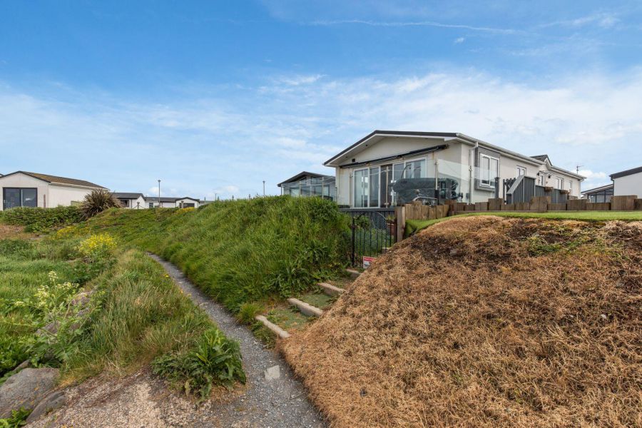 35 Seahaven Crescent