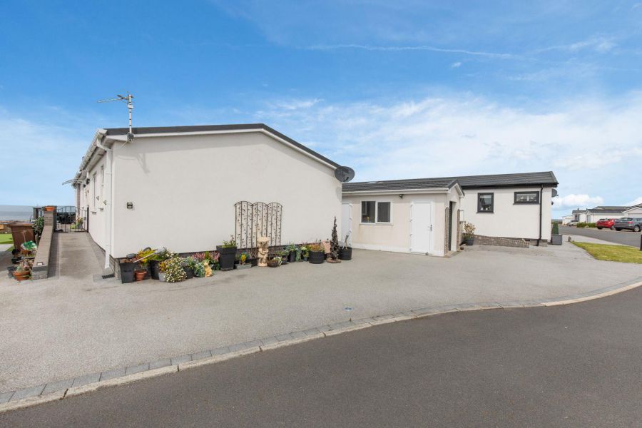 35 Seahaven Crescent