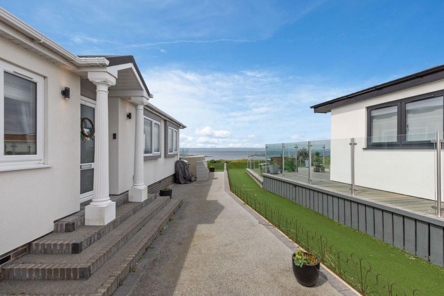 35 Seahaven Crescent