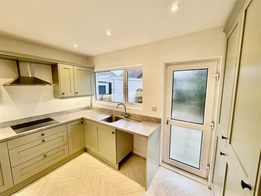 26 Ballymaconnell Road South