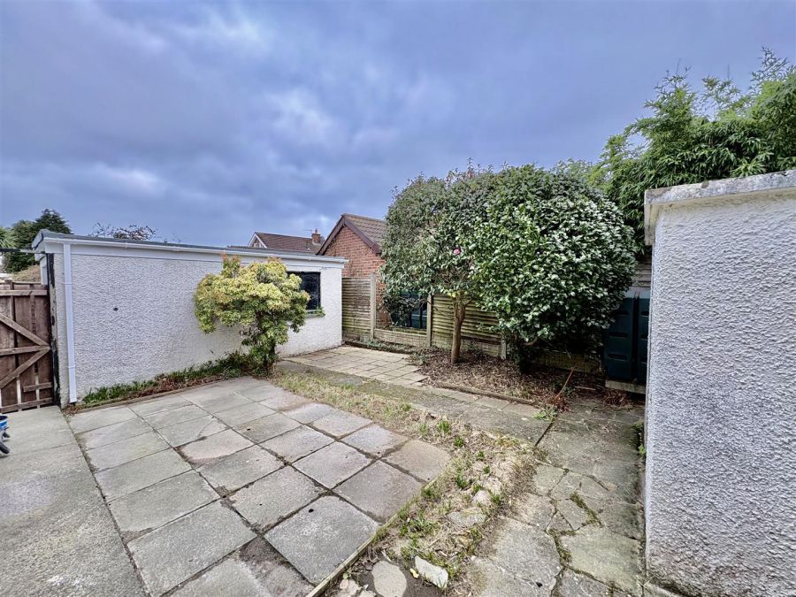 26 Ballymaconnell Road South