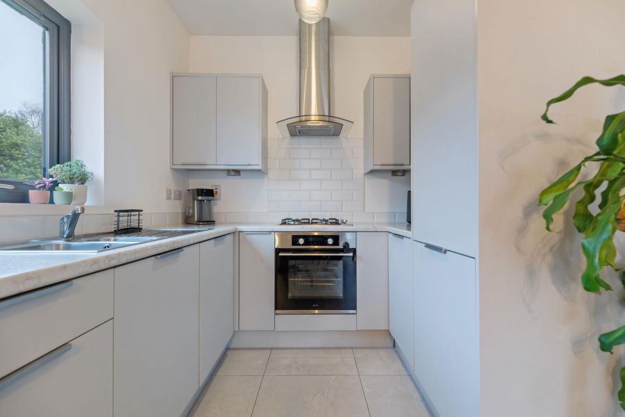 Apt 23, 5 Faulkner Road