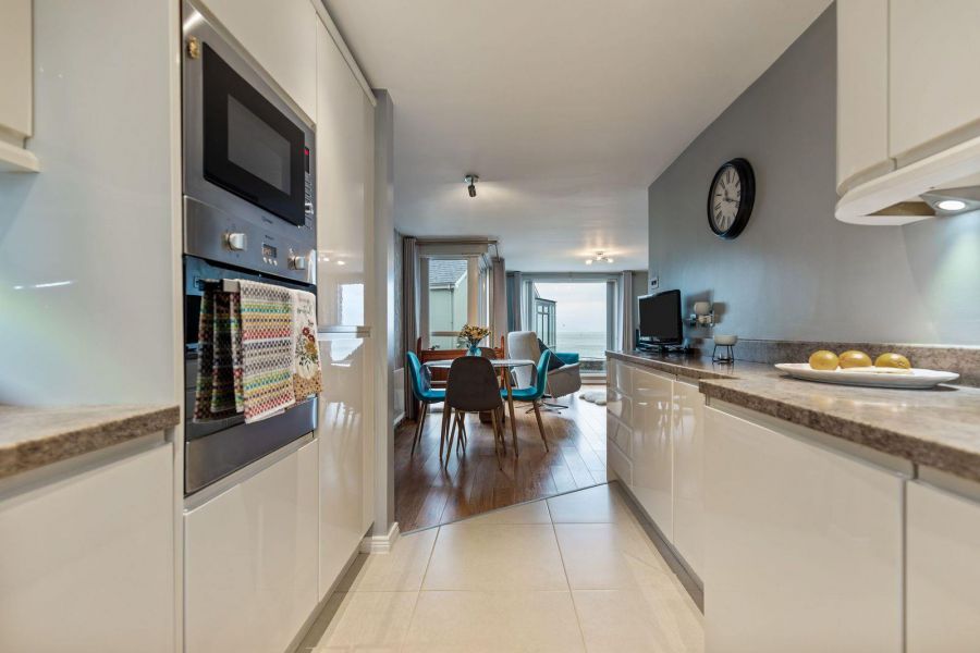 Needwood House Apt 2, 52 Seacliff Road