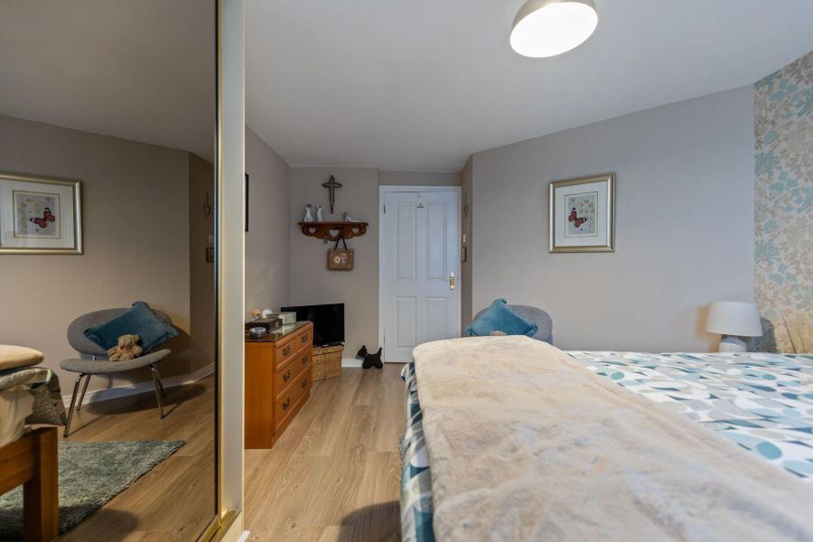 Needwood House Apt 2, 52 Seacliff Road