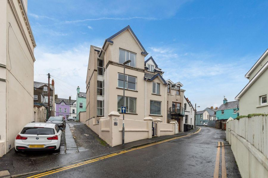 Needwood House Apt 2, 52 Seacliff Road