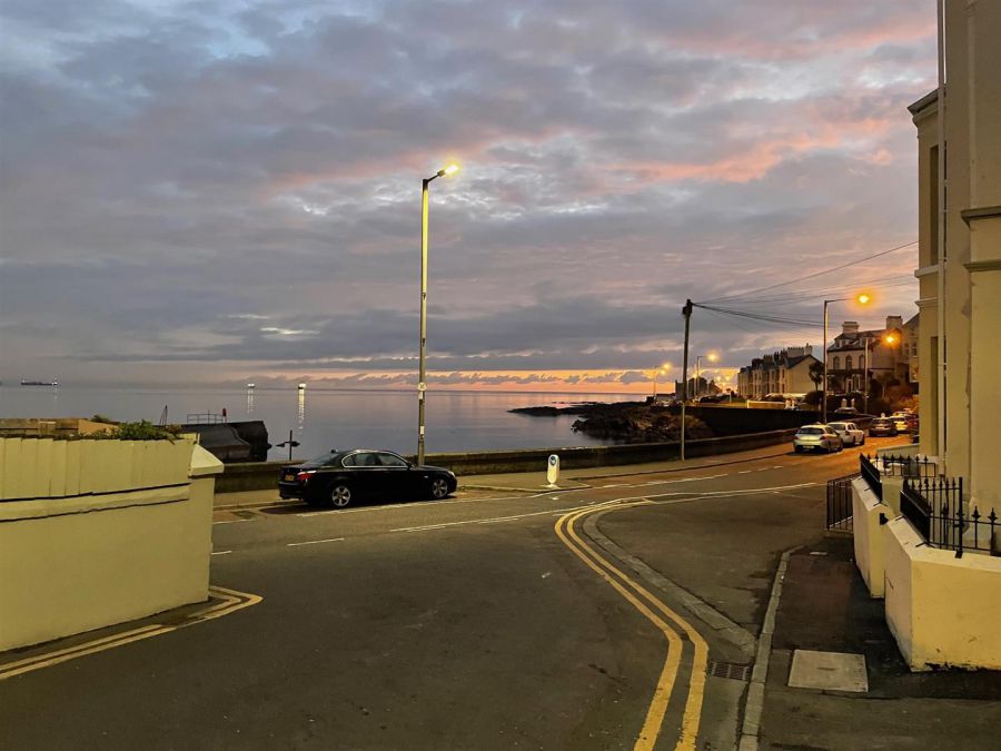 Needwood House Apt 2, 52 Seacliff Road