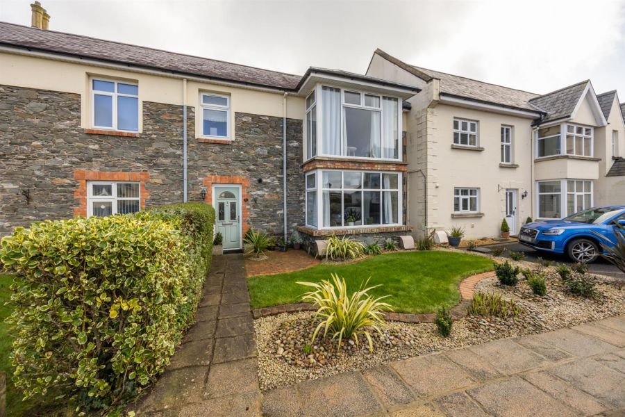 12 Groomsport House Road