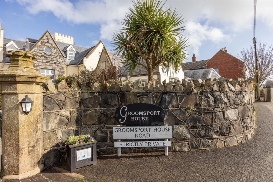 12 Groomsport House Road