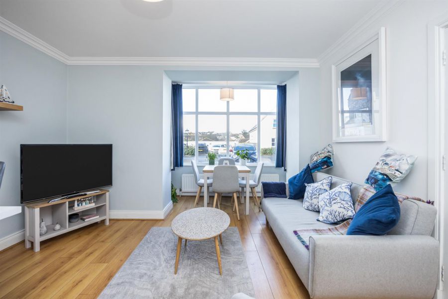 12 Groomsport House Road