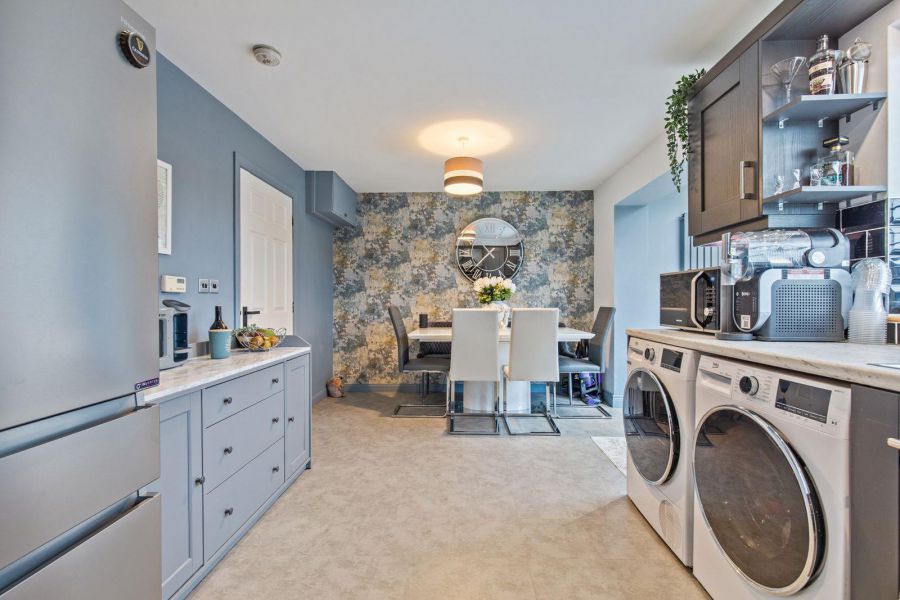 29 Stonebridge Green