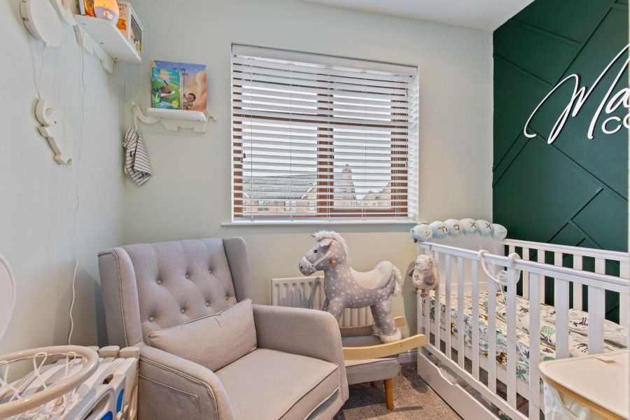 29 Stonebridge Green