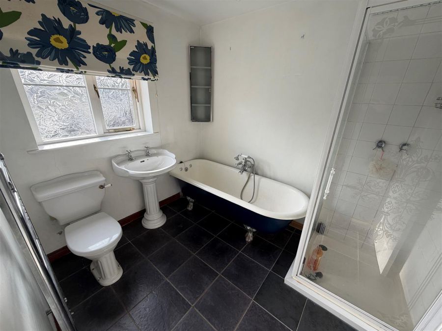 7 Lord Wardens Glade