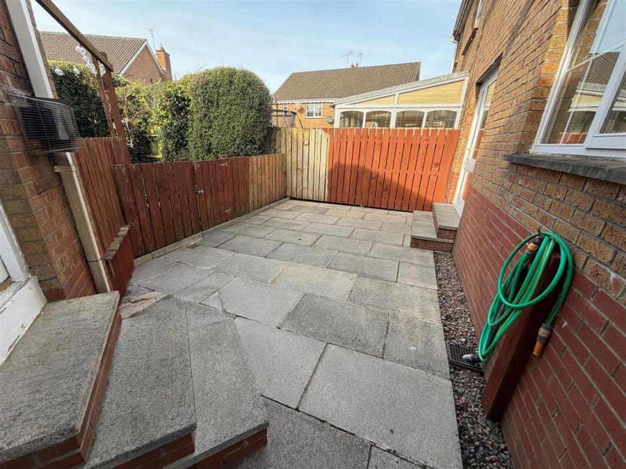 7 Lord Wardens Glade