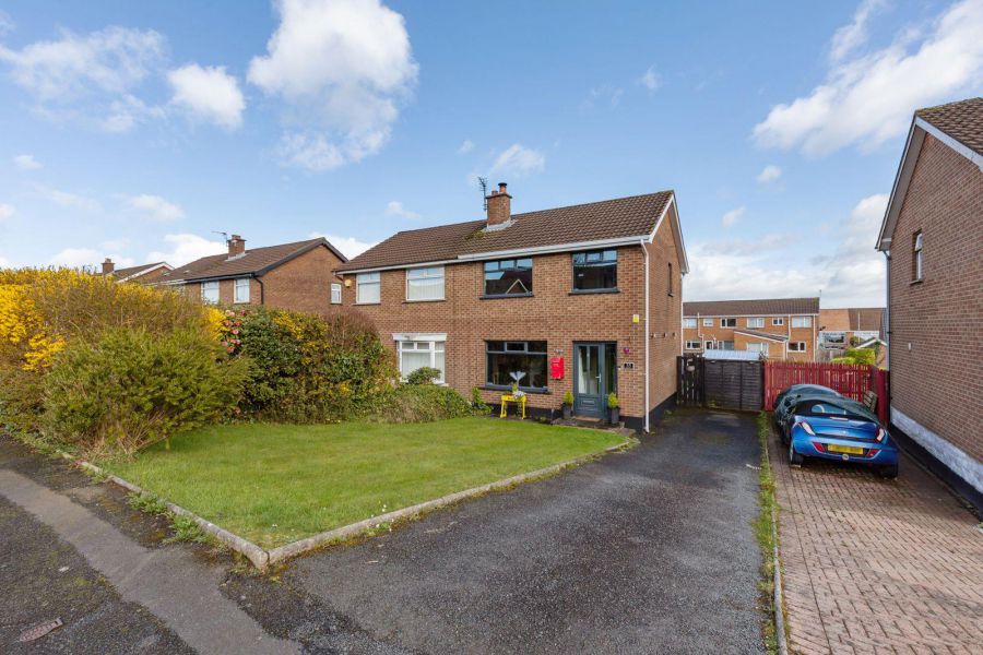 35 Sinclair Road North