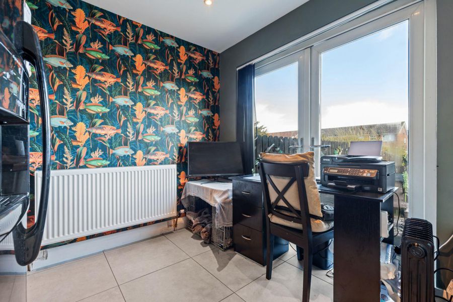 35 Sinclair Road North