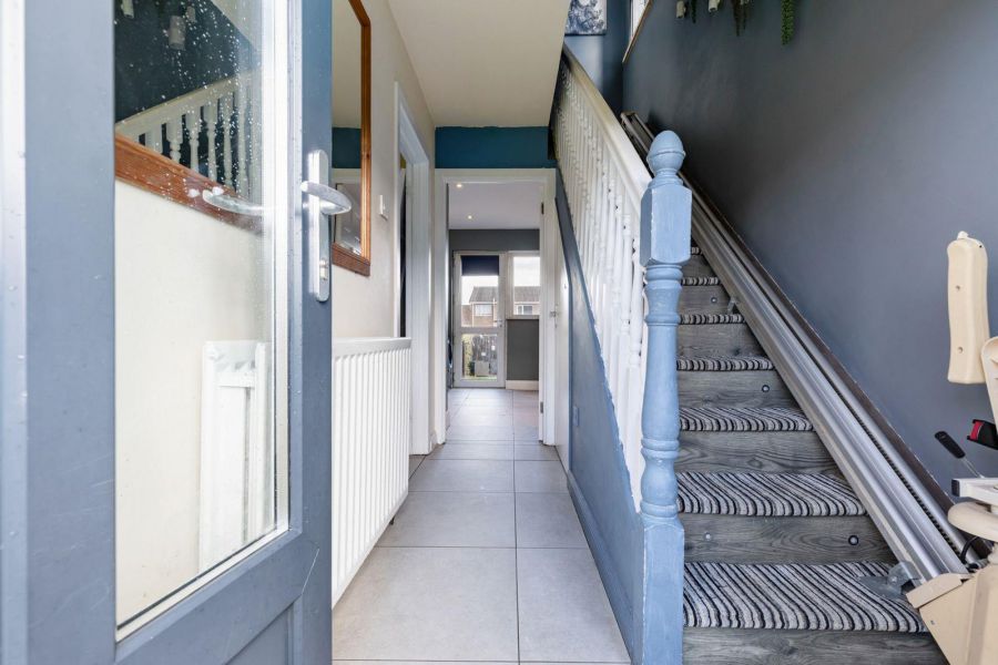 35 Sinclair Road North