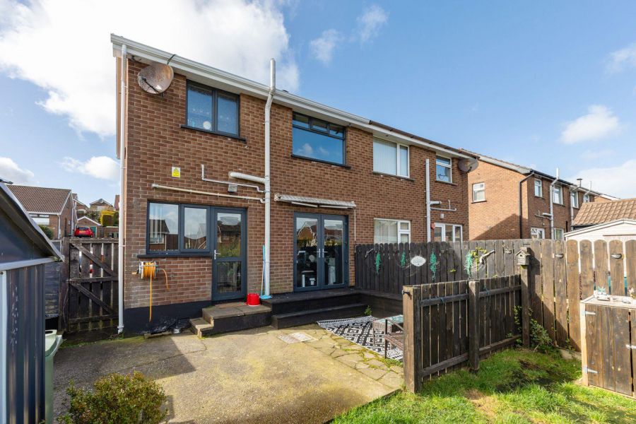 35 Sinclair Road North