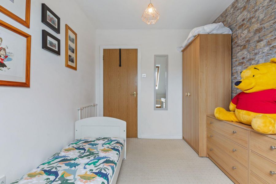 4 Lord Wardens Parade