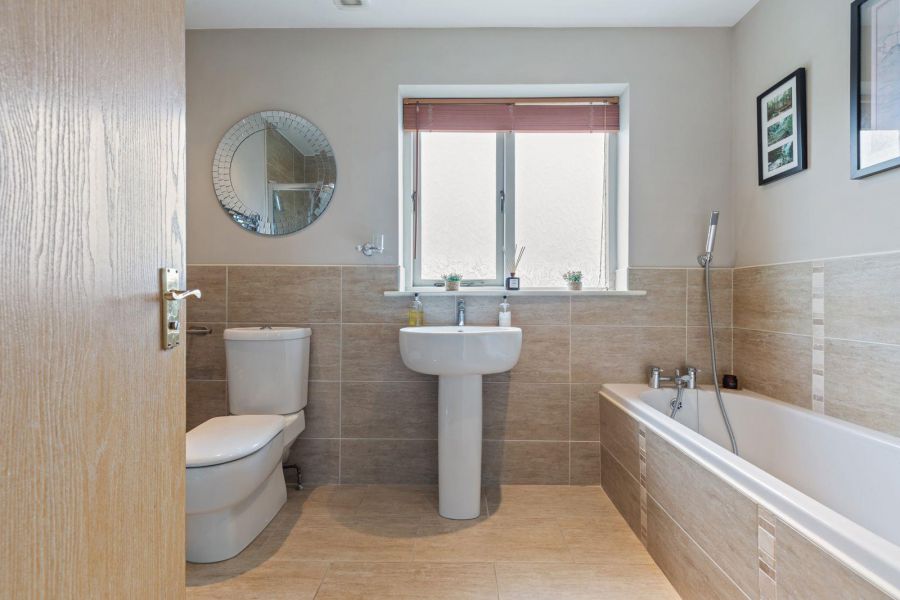 4 Lord Wardens Parade